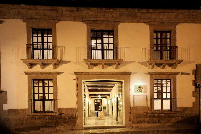 Hotel & Spa Dona Urraca Сан-Міґель-де-Альєнде Екстер'єр фото
